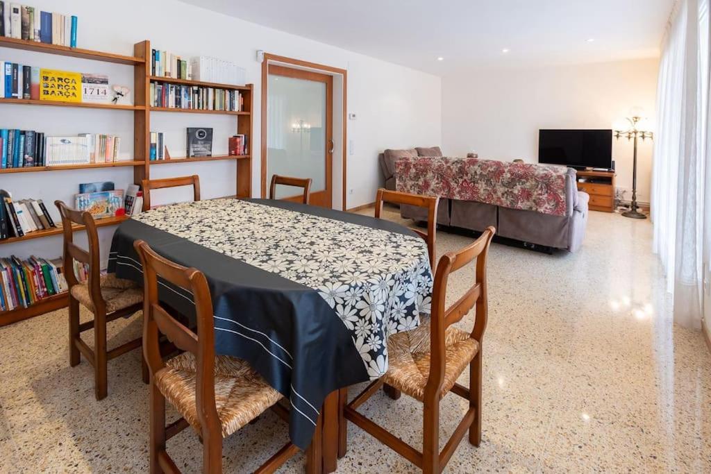 Niu D'Oreneta Canet De Mar Eksteriør bilde